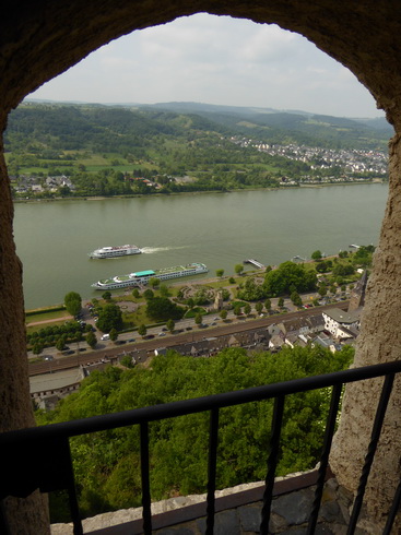 Von  Rüdesheim am Rhein nach Braubach Marksburg 
