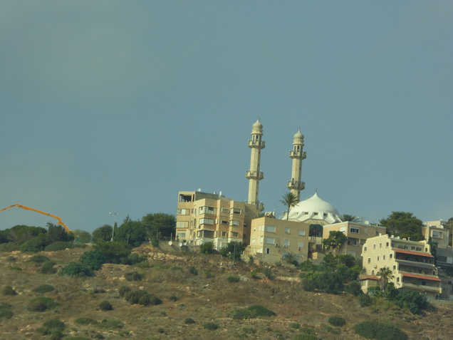 Haifa Hafenstadt Landwirtschaft Kibbuz  Haifa Hafenstadt Israel  Autobahn am Mittelmeer    Moschee