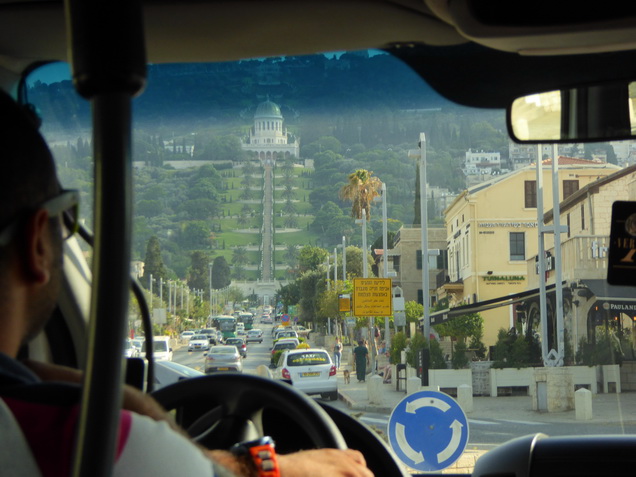 Haifa Hafenstadt Prachtstrasse nach Bahaai  Mausoleum