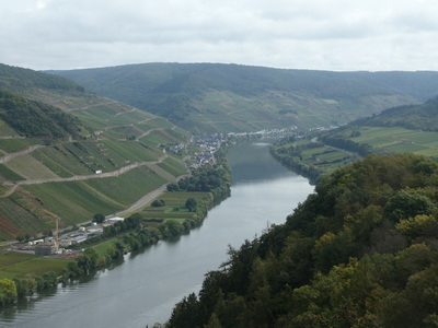 Mosel Marienburg  marienburger Aussichtsturm Moselschleife