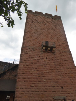 Pfalz Neustadt an der Weinstrasse   Burg Landeck landeck-burg.dePfalz Neustadt an der Weinstrasse  Burg Landeck landeck-burg.de  