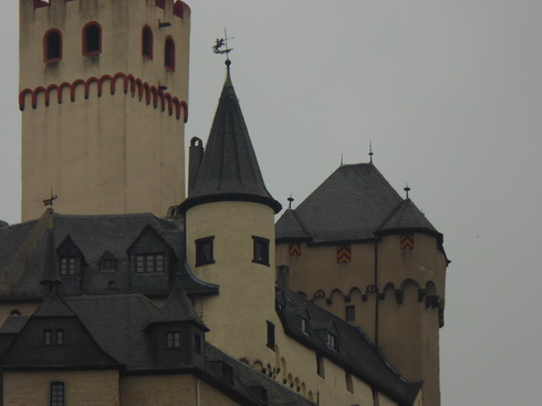 Von  Rüdesheim am Rhein nach Braubach Marksburg 