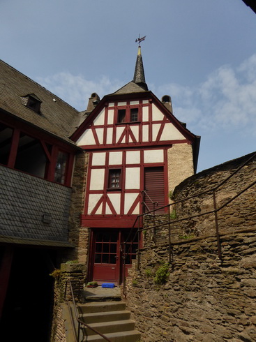 Von  Rüdesheim am Rhein nach Braubach Marksburg 