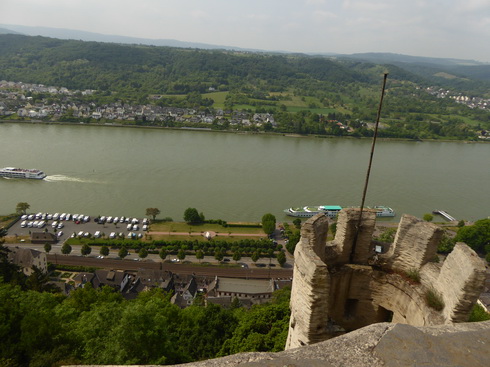 Von  Rüdesheim am Rhein nach Braubach Marksburg 