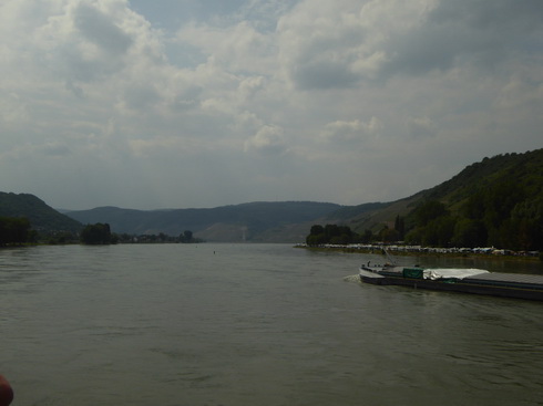   Mit dem Schiff Stolzenfels von Braubach nach  Rüdesheim   