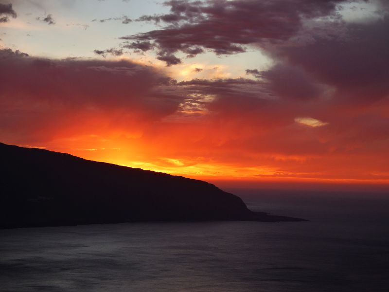 Sundowner Mirador de la PenaSundowner Mirador de la Pena  