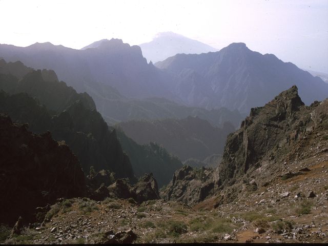 La Palma   La Palma   Vulkanwandern  Caldera de Taburiente Parc National La Palma  La Palma   La Palma  Vulkanwandern  Caldera de TaburienteLa Palma bizarre Vulkanlandschaften  Vulkanwandern  Caldera de Taburiente