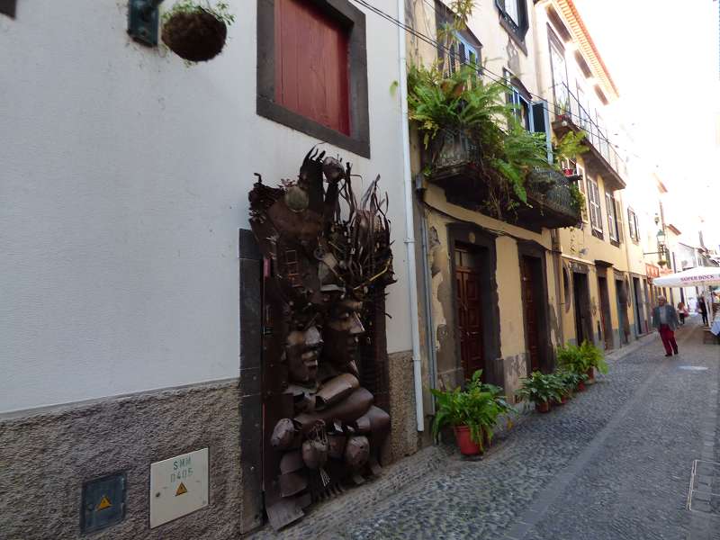   Madeira  Madeira      Funchal   Funchal  Porta de CasaMadeira  Madeira      Funchal  Porta de Casa