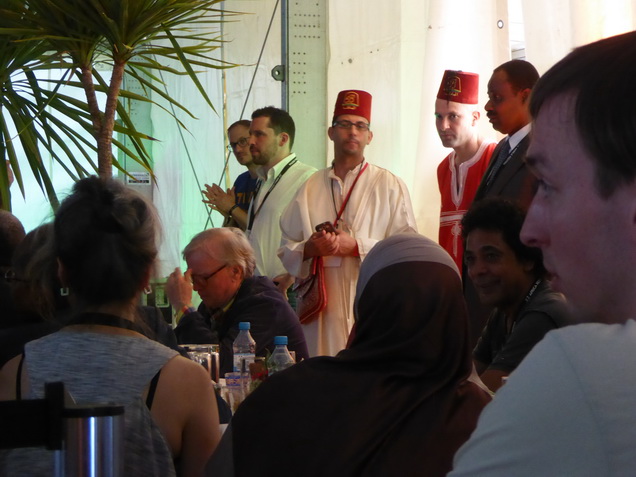 KLAUS DOLDINGER bei Überreichung Afrika Festival Award 