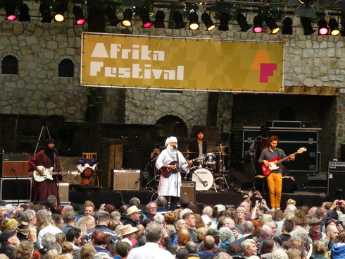   Culturele Karavaan voor de Vrede (Mali) Terakraft + Ali Farka Toure Culturele Karavaan voor de Vrede (Mali) Terakraft  + Ali Farka Toure 