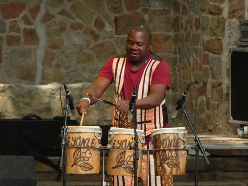 La fanfare Eyo'nl   Eyo'nl Brass Band  BeninLa fanfare Eyo'nl   Eyo'nl Brass Band  Benin