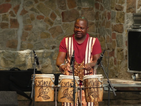 La fanfare Eyo'nl   Eyo'nl Brass Band  BeninLa fanfare Eyo'nl   Eyo'nl Brass Band  Benin