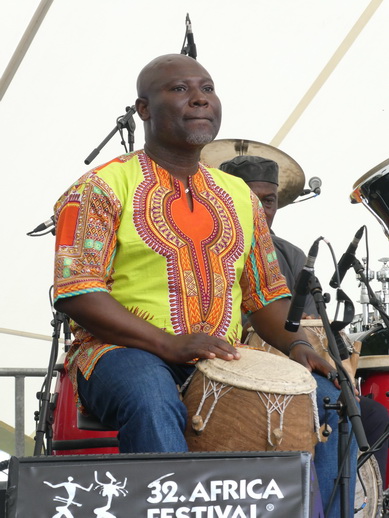 ADJIRI ODAMETEY band