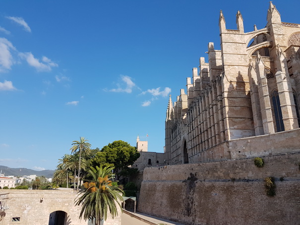 Palma de Mallorca Mallorca Cathedrale gaudi a seu 