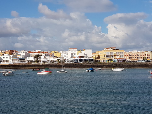 Isla Los Lobos Puerto de CorralejoIsla Los Lobos Puerto de Corralejo  