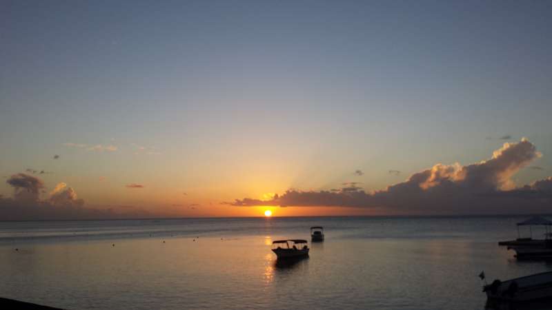 Mauritius Sundowner Le Victoria Beachcomber Hotel Mauritius