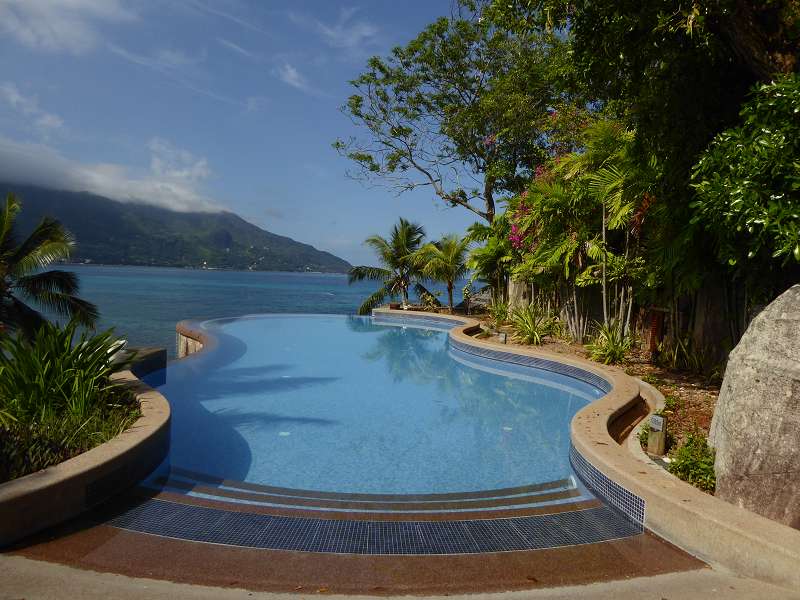 Hilton Northolme Seychelles Pool